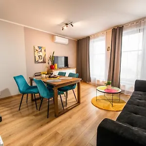 Miodowa 42 Z Miejscem Parkingowym Apartament Kraków